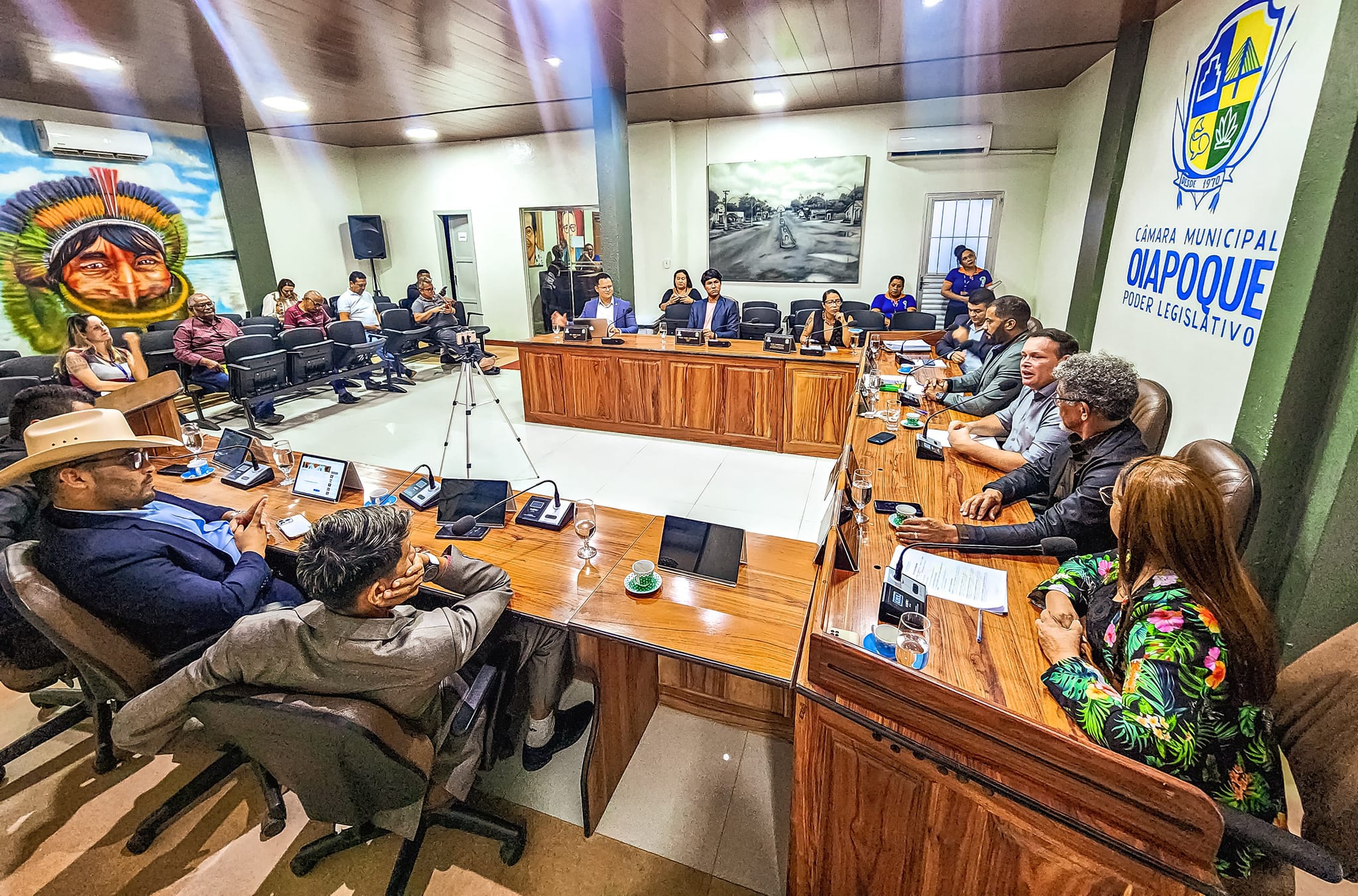 34ª SESSÃO ORDINÁRIA DELIBERATIVA (terça-feira, 13/12).  O Presidente da Câmara Municipal - Vereador Ueslei Teles realizou a abertura da sessão. 