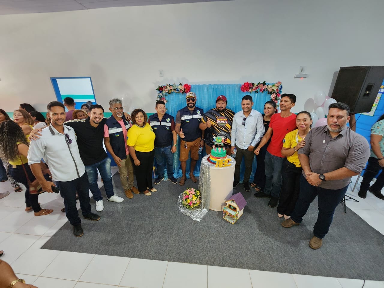 Na manhã desta Sexta-feira (11/08), O Presidente da Câmara de Vereadores, Ueslei Teles, se fez presente na reinauguração do Educandário ABC.