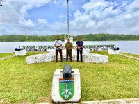 PRESIDENTE DA CÂMARA MUNICIPAL UESLEI TELES E VEREADOR GUIDO MECÂNCO REALIZAM VISITA À COMPANHIA ESPECIAL DE FRONTEIRA DE CLEVELÂNDIA DO NORTE.