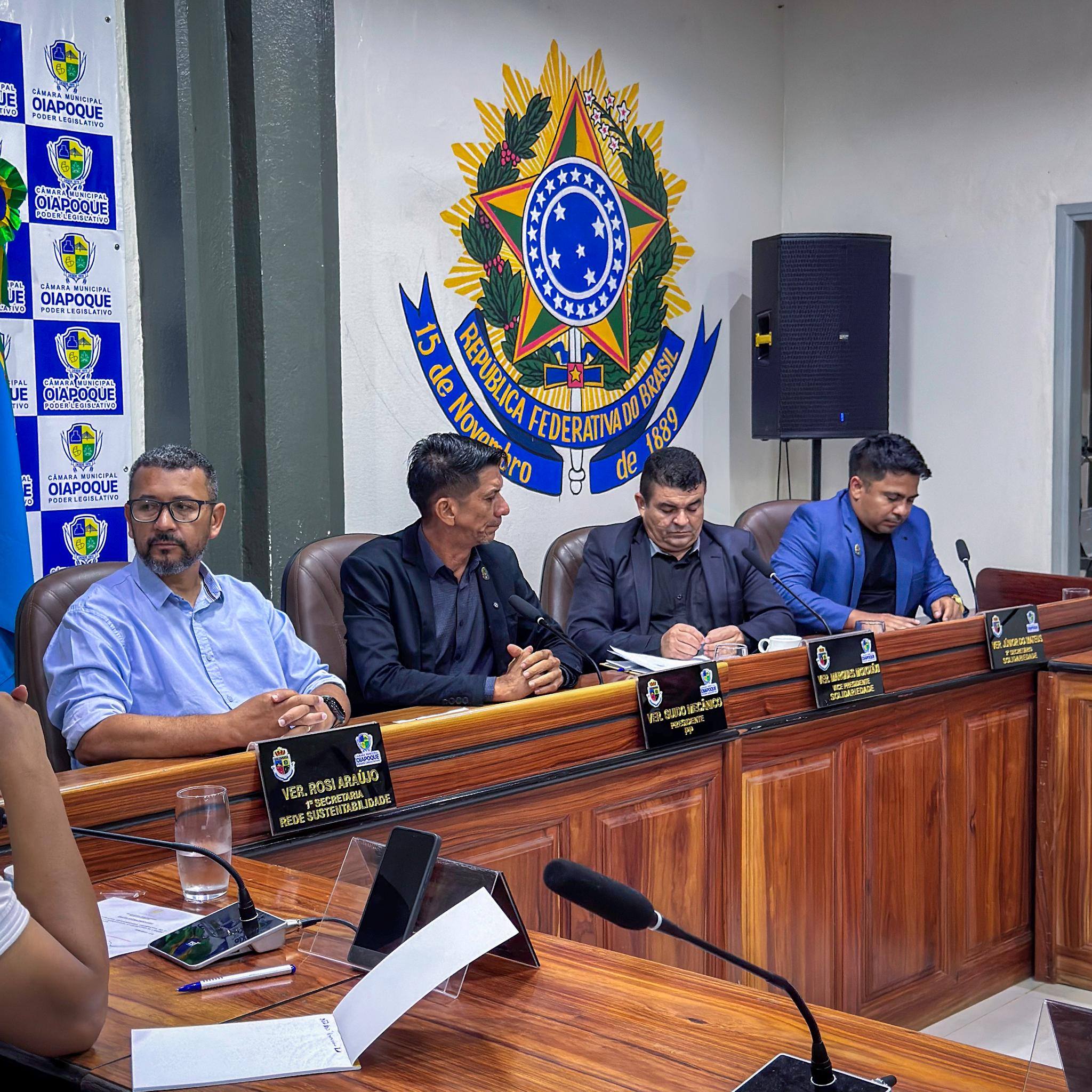 CÂMARA DE VEREADORES APROVA REESTRUTURAÇÃO DO CONSELHO MUNICIPAL DE SAÚDE EM SESSÃO EXTRAORDINARIA